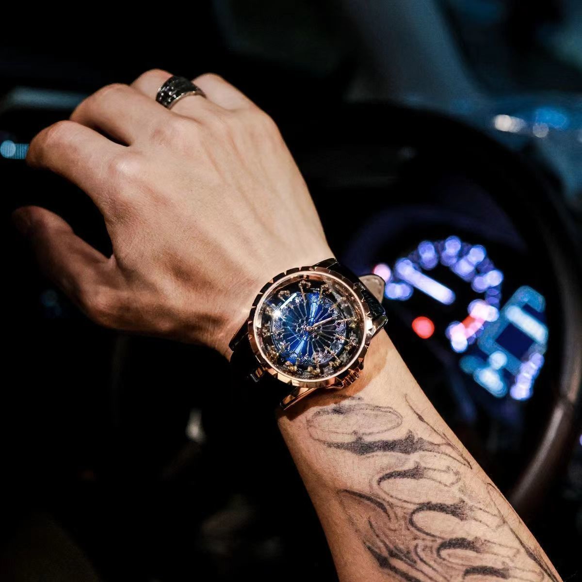 Top-Tier Luxury and Elegant Me - огляд і ціна Luxury Watch Tier