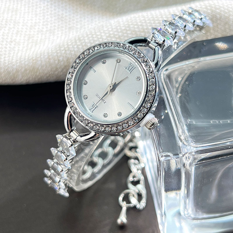 UTHAI CQ383 Fashionable Women  - огляд і ціна Ladies Luxury Watch