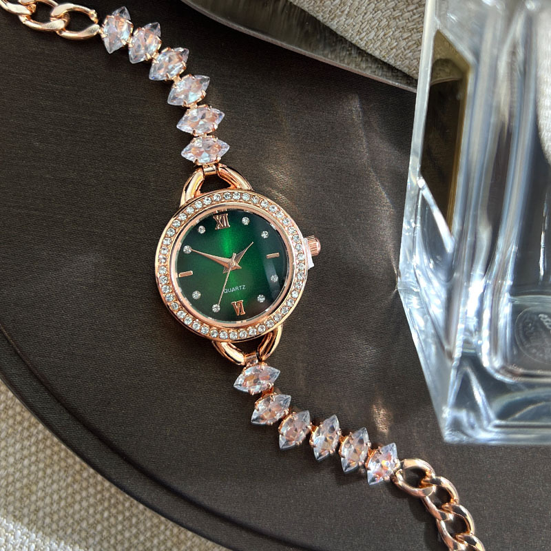 UTHAI CQ383 Fashionable Women  - огляд і ціна Ladies Luxury Watch